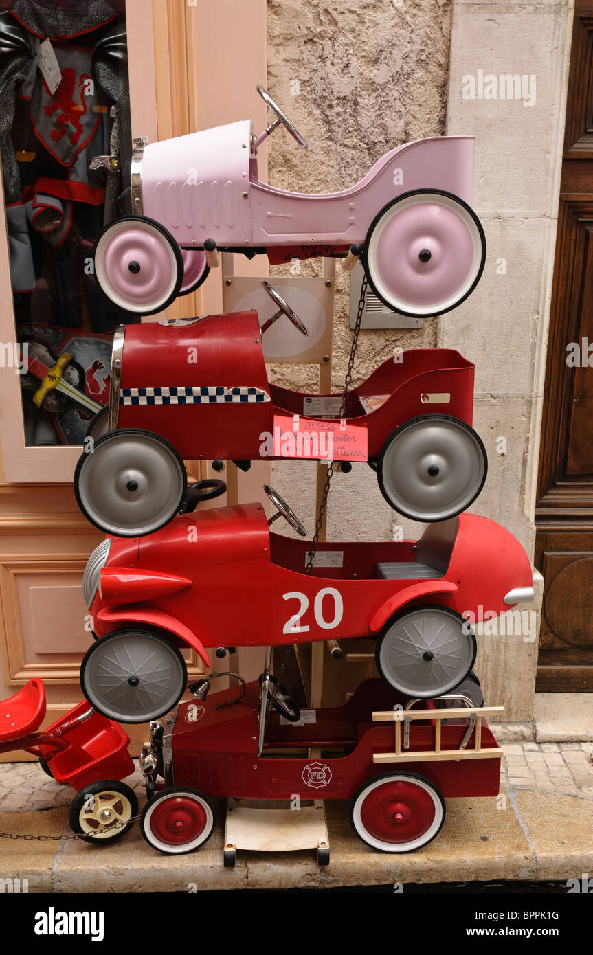 metal toy ride on cars