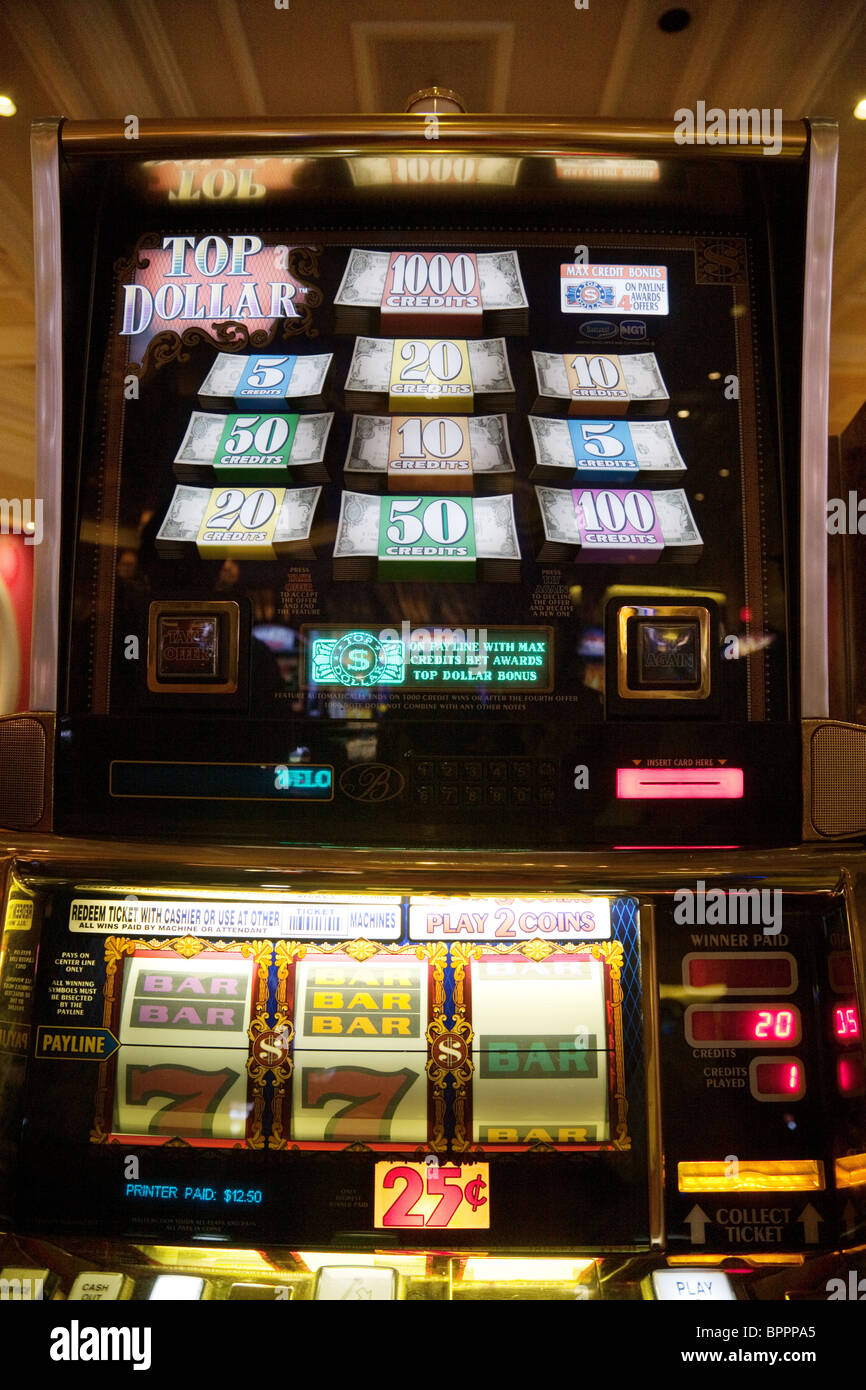 Top Dollar gambling slot machine, Las Vegas, Nevada USA Stock Photo - Alamy