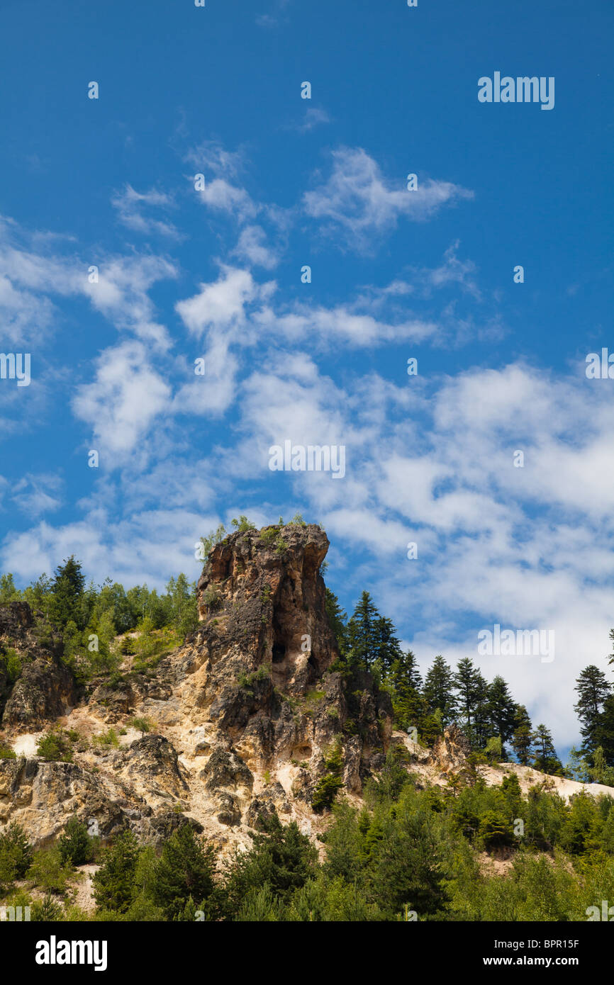 'Piscul Corbului' aka 'Raven's beak' natural rock formation in Apuseni Mountains, Romania Stock Photo