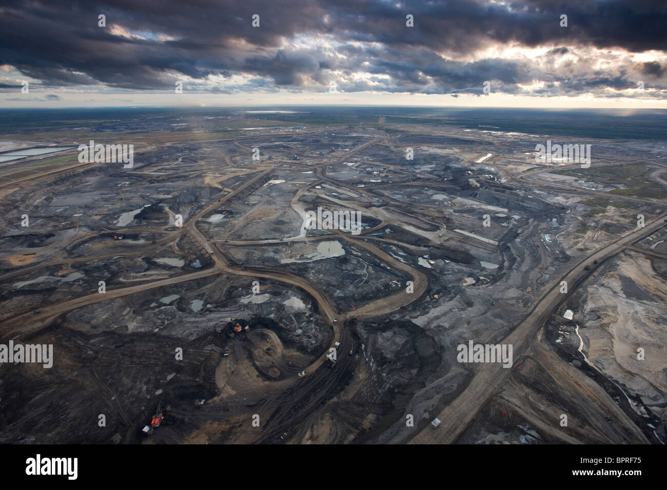 Canada tar sands worker hires stock photography and images Alamy
