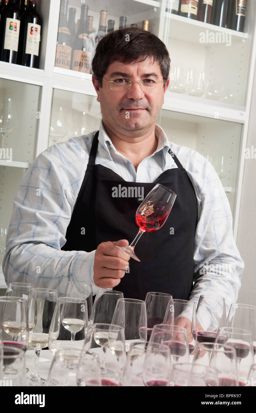 Winemaker Oscar Gato of Adega Cooperativa de Borba winery, Alentejo, Portugal Stock Photo