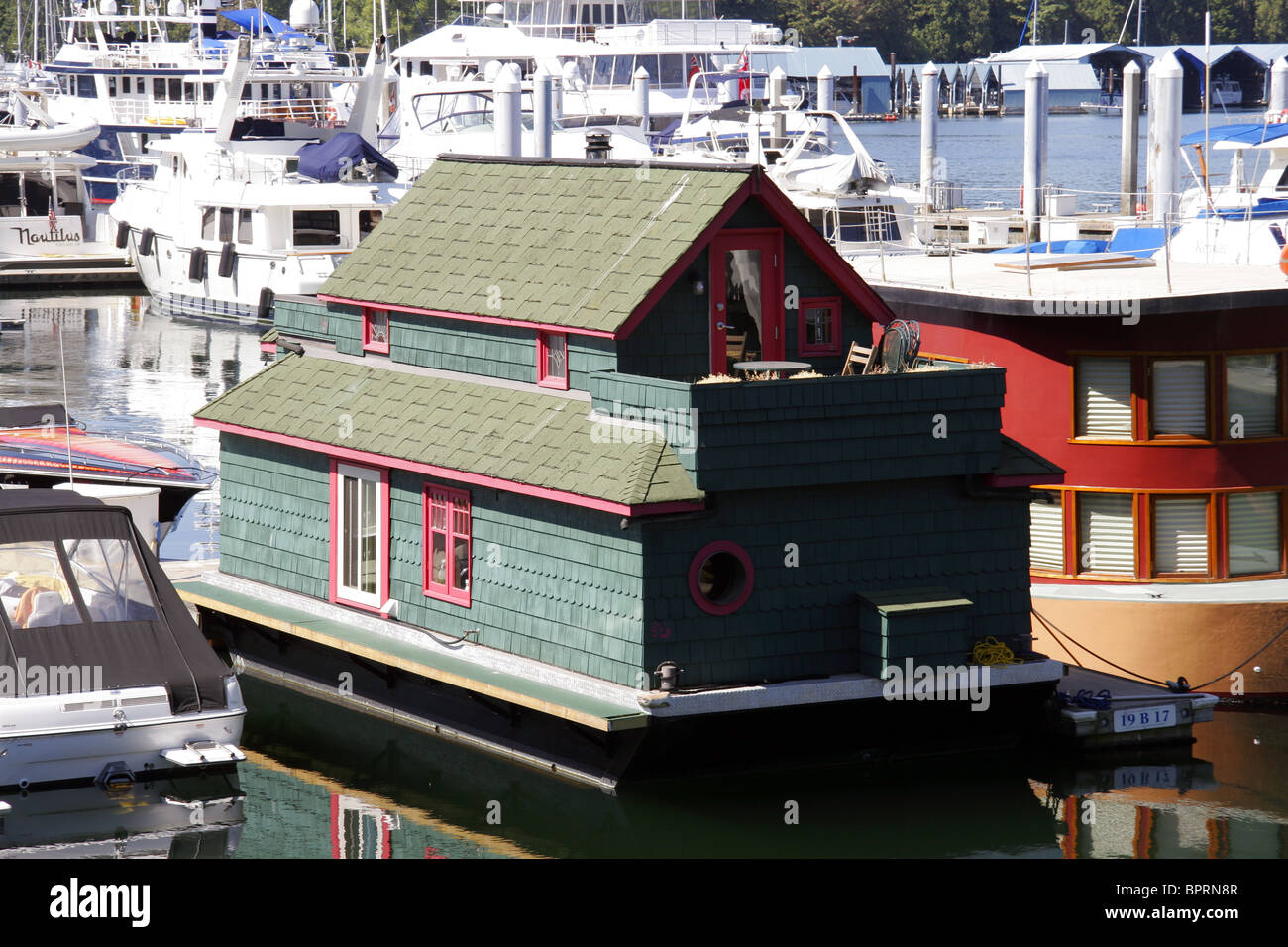 Vancouver floathome hires stock photography and images Alamy