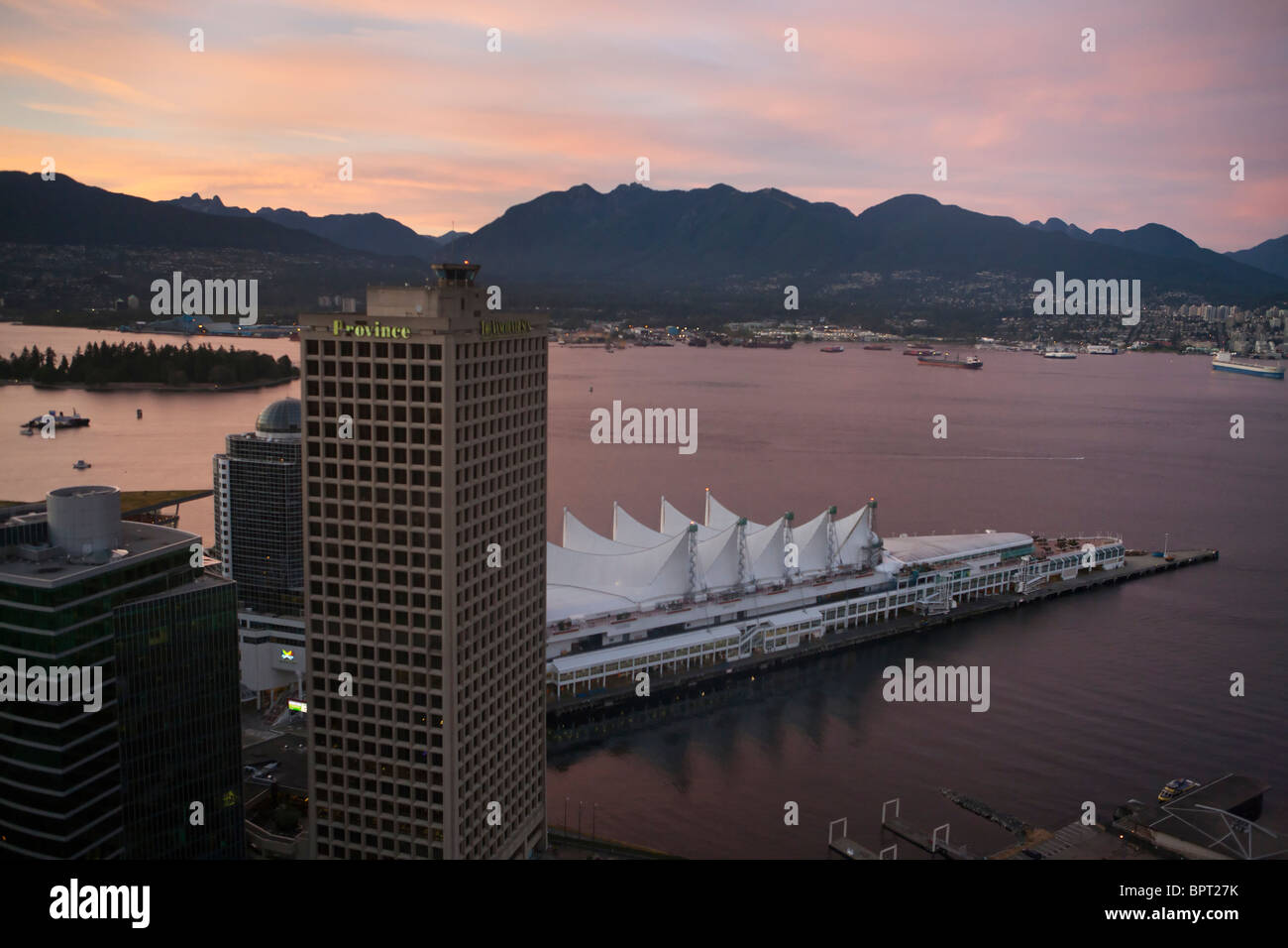 Aerial of vancouver harbor hi-res stock photography and images - Alamy