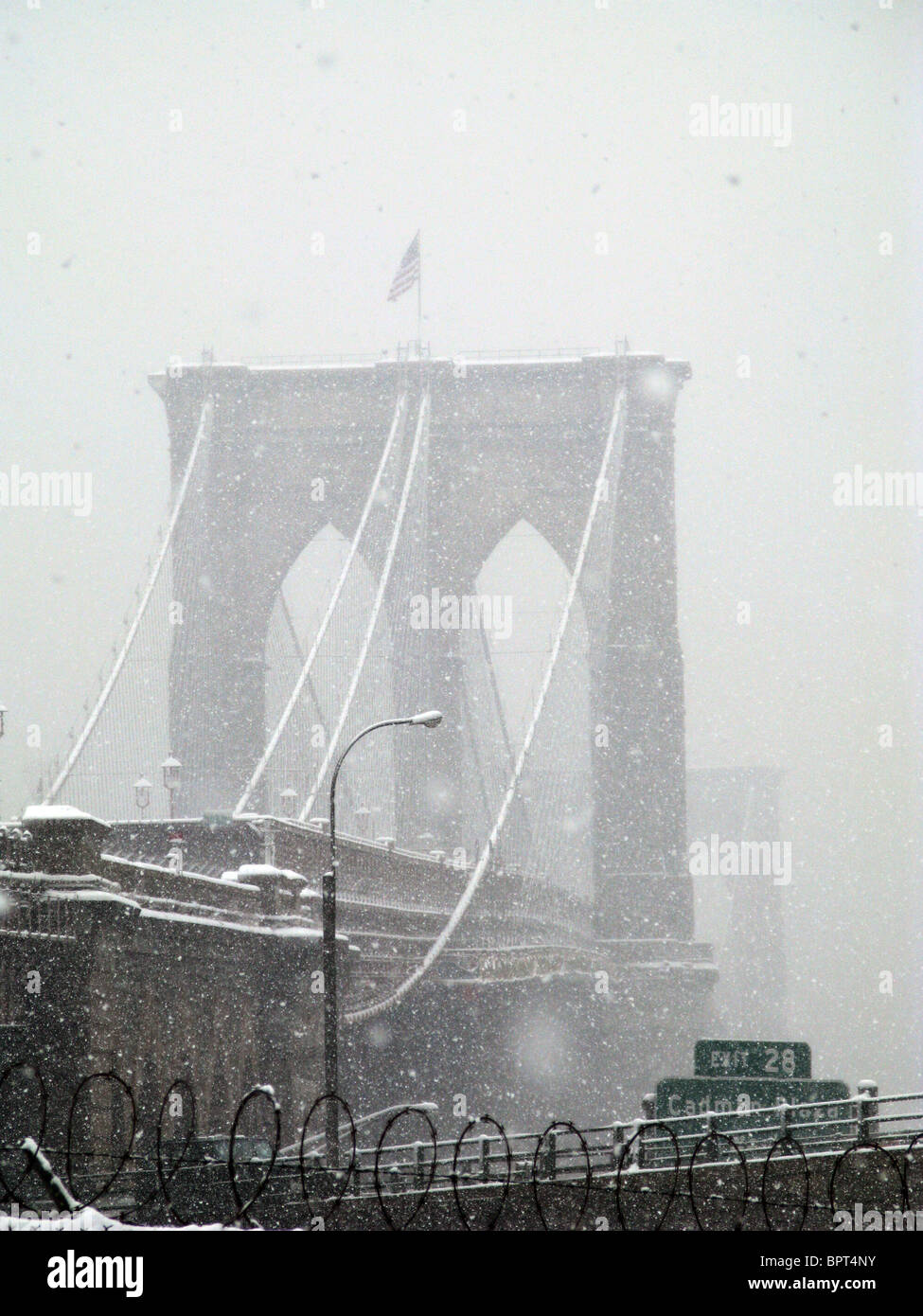 Brooklyn Bridge snow storm Stock Photo