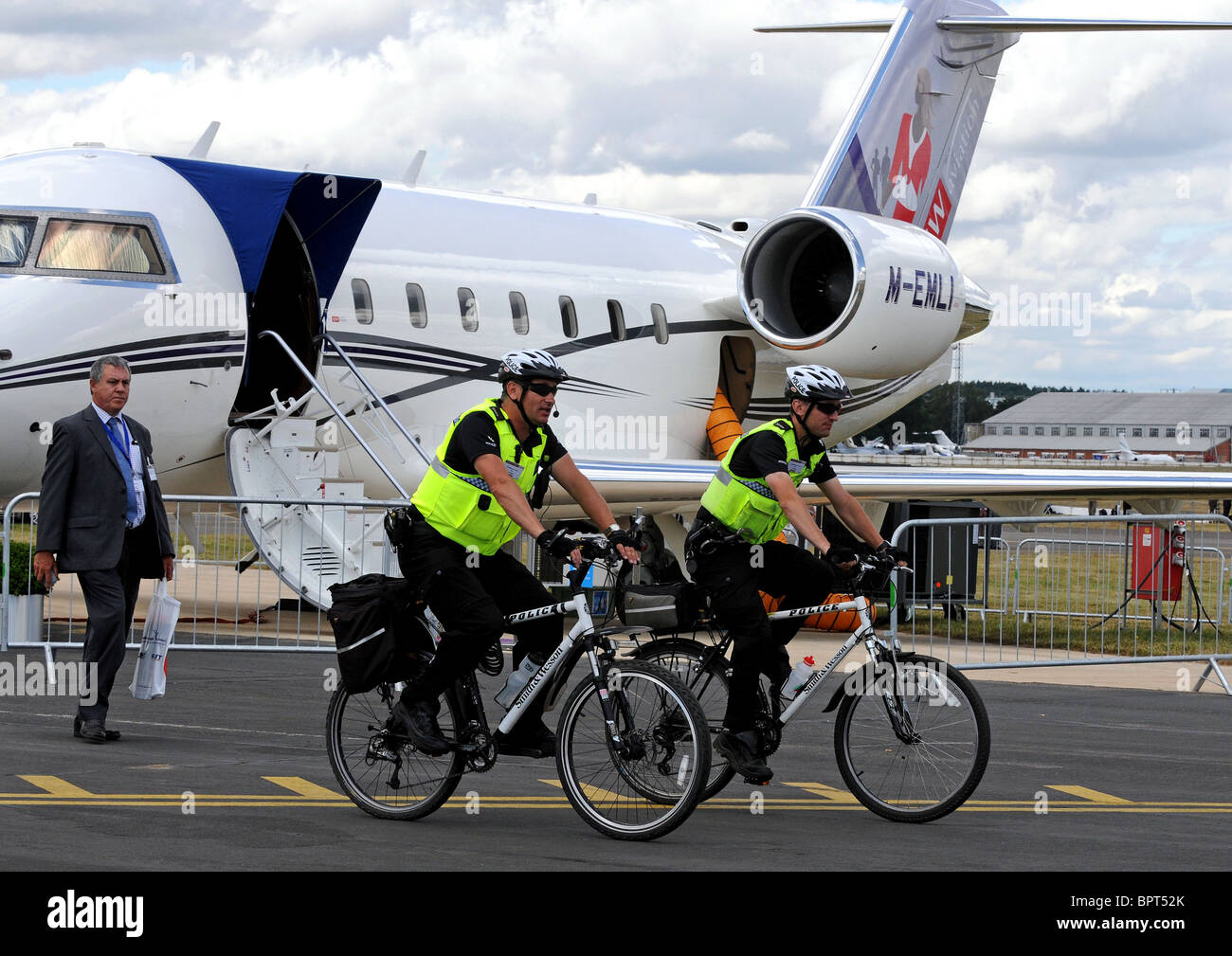 Police airplane hi res stock photography and images Alamy