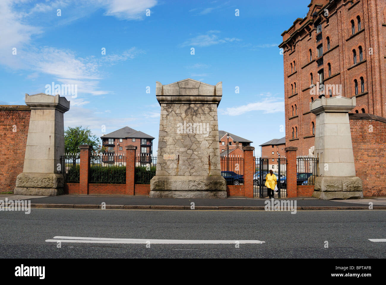 Waterloo docks liverpool hires stock photography and images Alamy