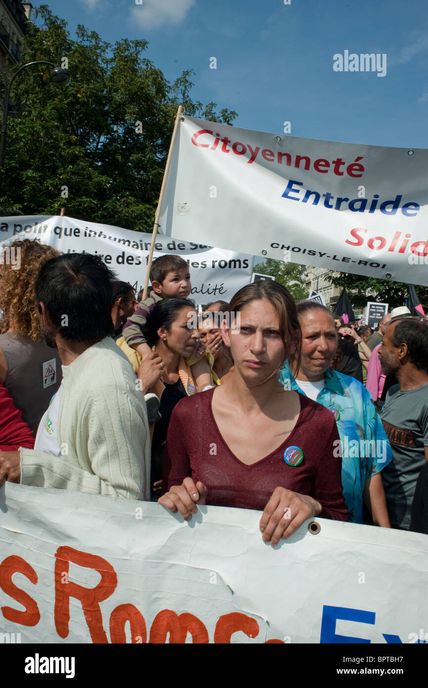Gypsies demonstrating hi-res stock photography and images - Alamy