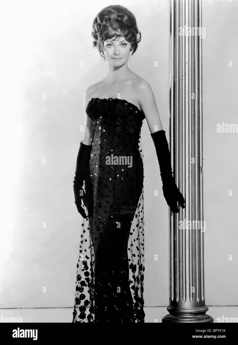 ELIZABETH ASHLEY ACTRESS (1965) Stock Photo