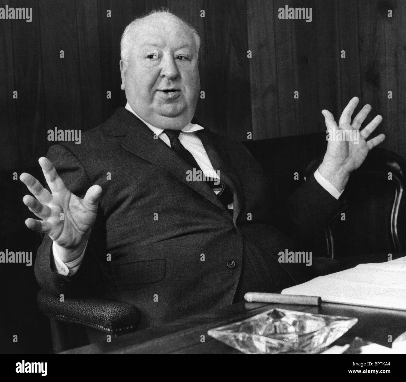 ALFRED HITCHCOCK DIRECTOR (1968) Stock Photo