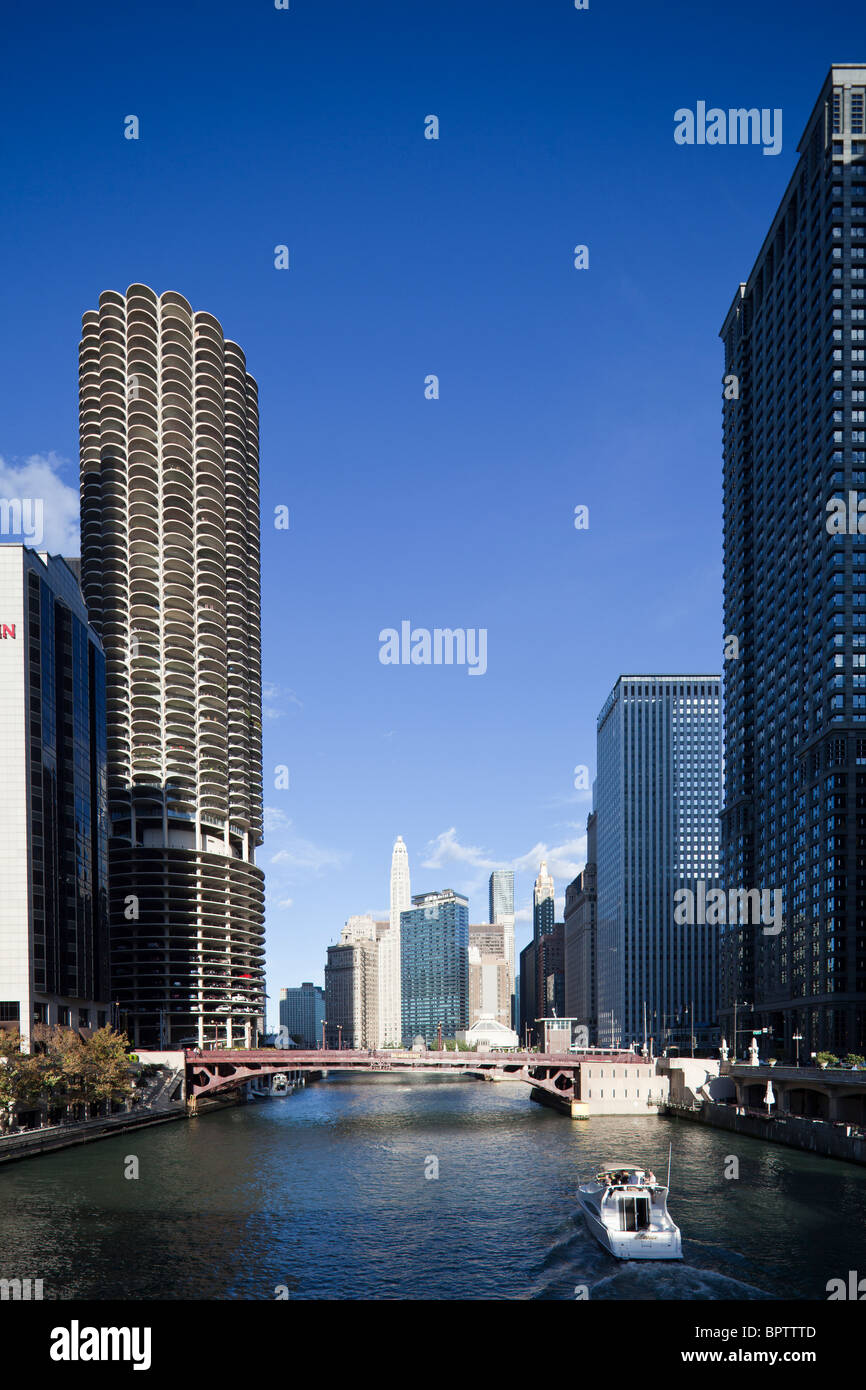 Chicago river hi-res stock photography and images - Alamy