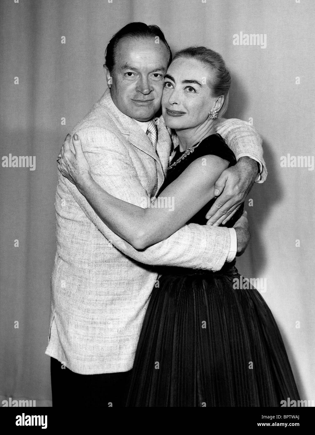 BOB HOPE & JOAN CRAWFORD ACTOR WITH ACTRESS (1956 Stock Photo Alamy