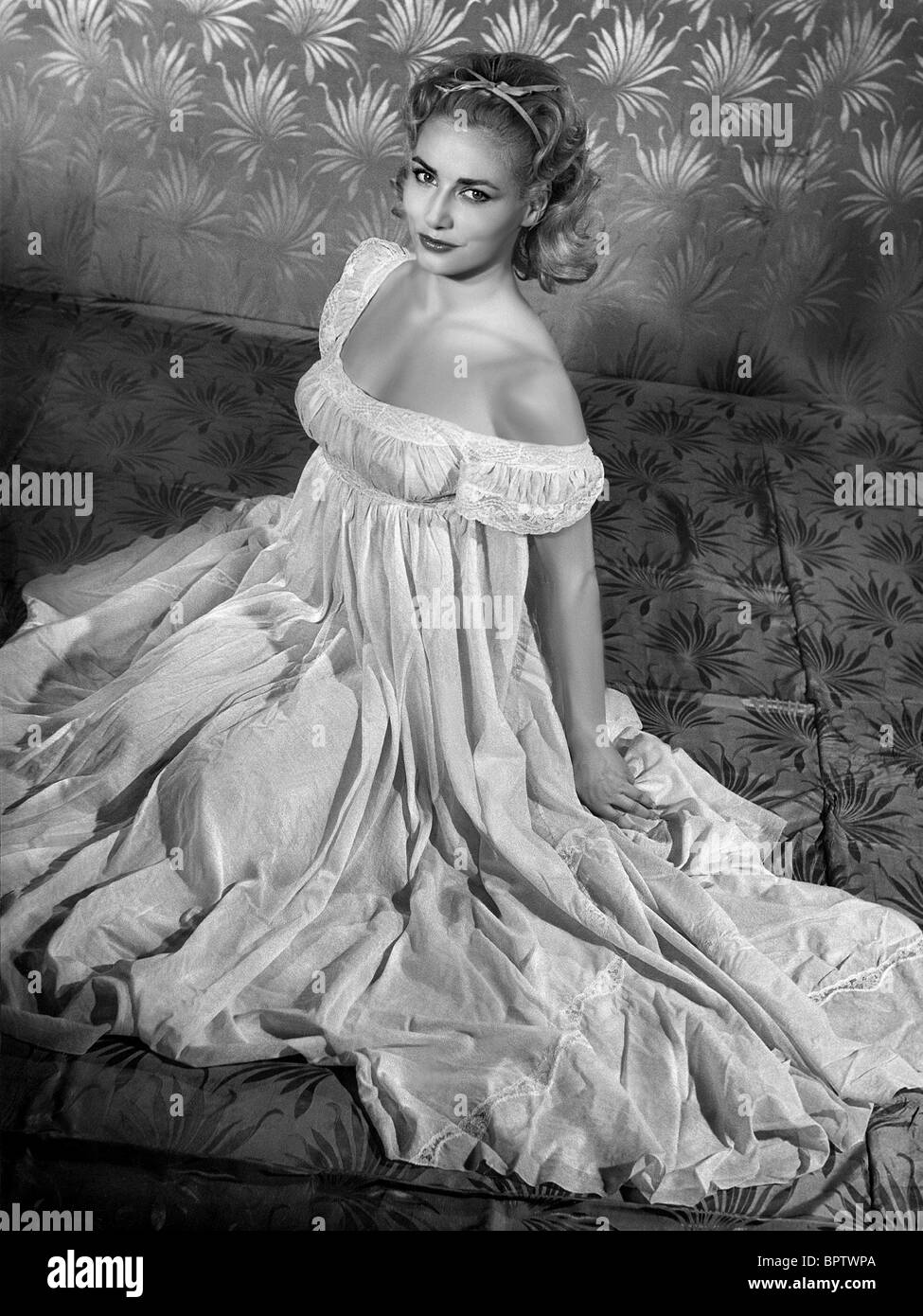 elga-andersen-actress-1952-BPTWPA.jpg