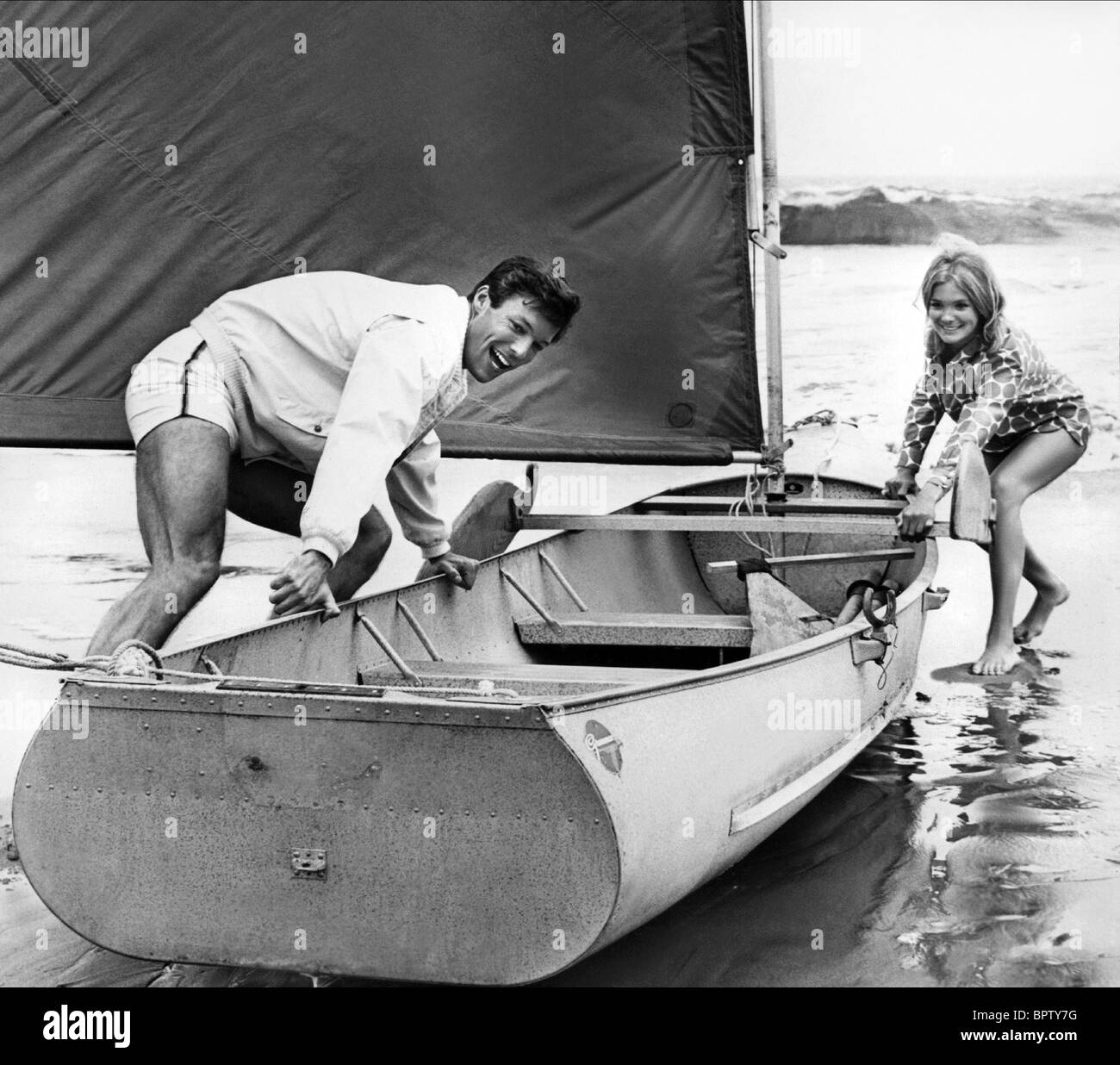 RICHARD CHAMBERLAIN & LINDA EVANS ACTORS (1961) Stock Photo