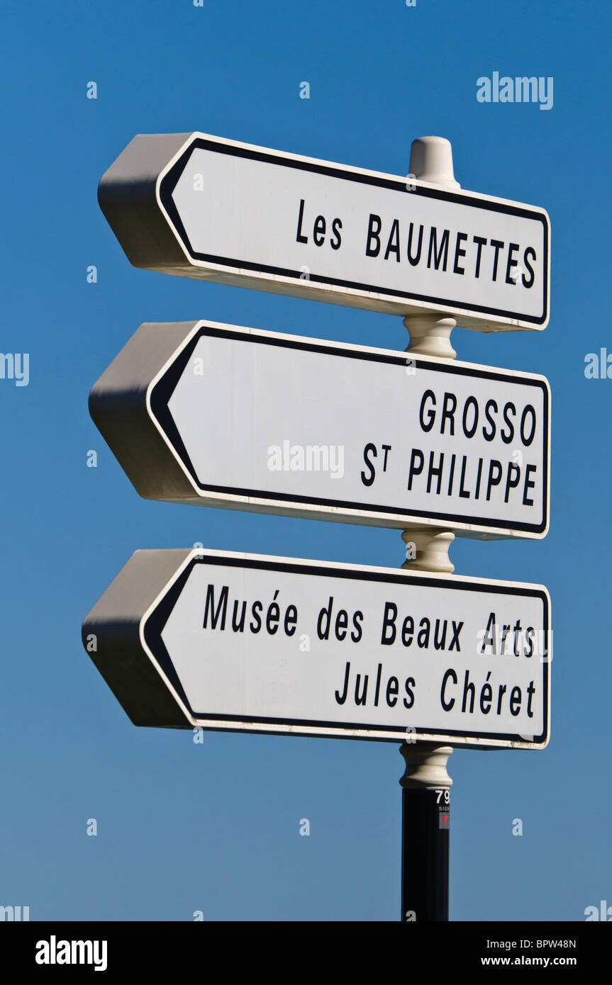 Road signs in Nice for 'Les Baumettes', 'Grosso St Philippe' and 'Musée des Beaux Arts Jules Chéret' Stock Photo