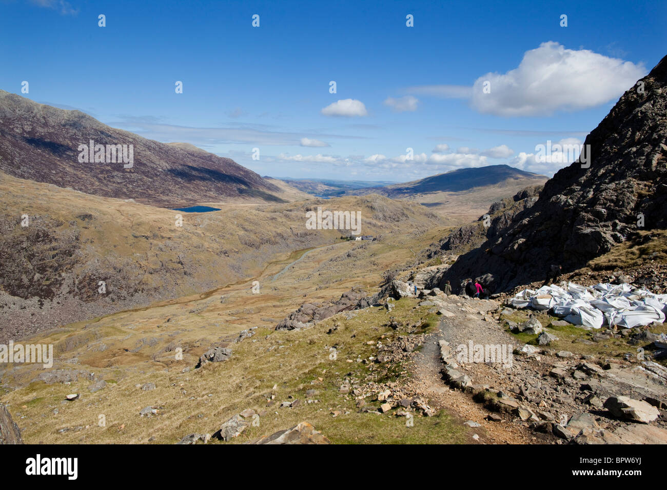 View east of Pyg track looking towards Pen y Pass Stock Photo