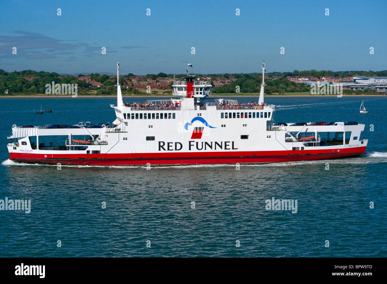 Car ferry in Southampton water Stock Photo Alamy