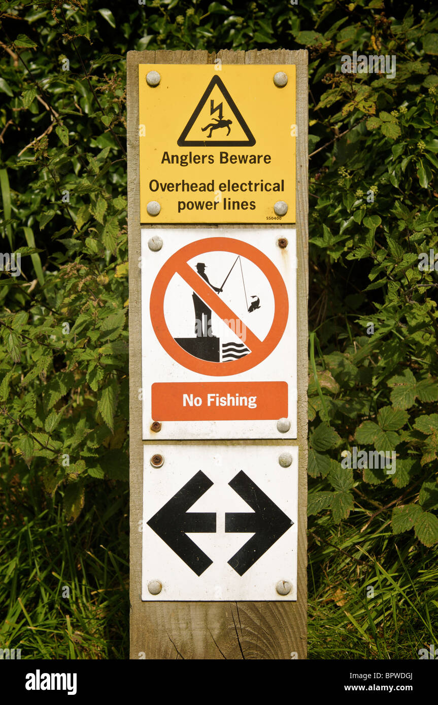No fishing overhead electricity cables warning sign Stock Photo