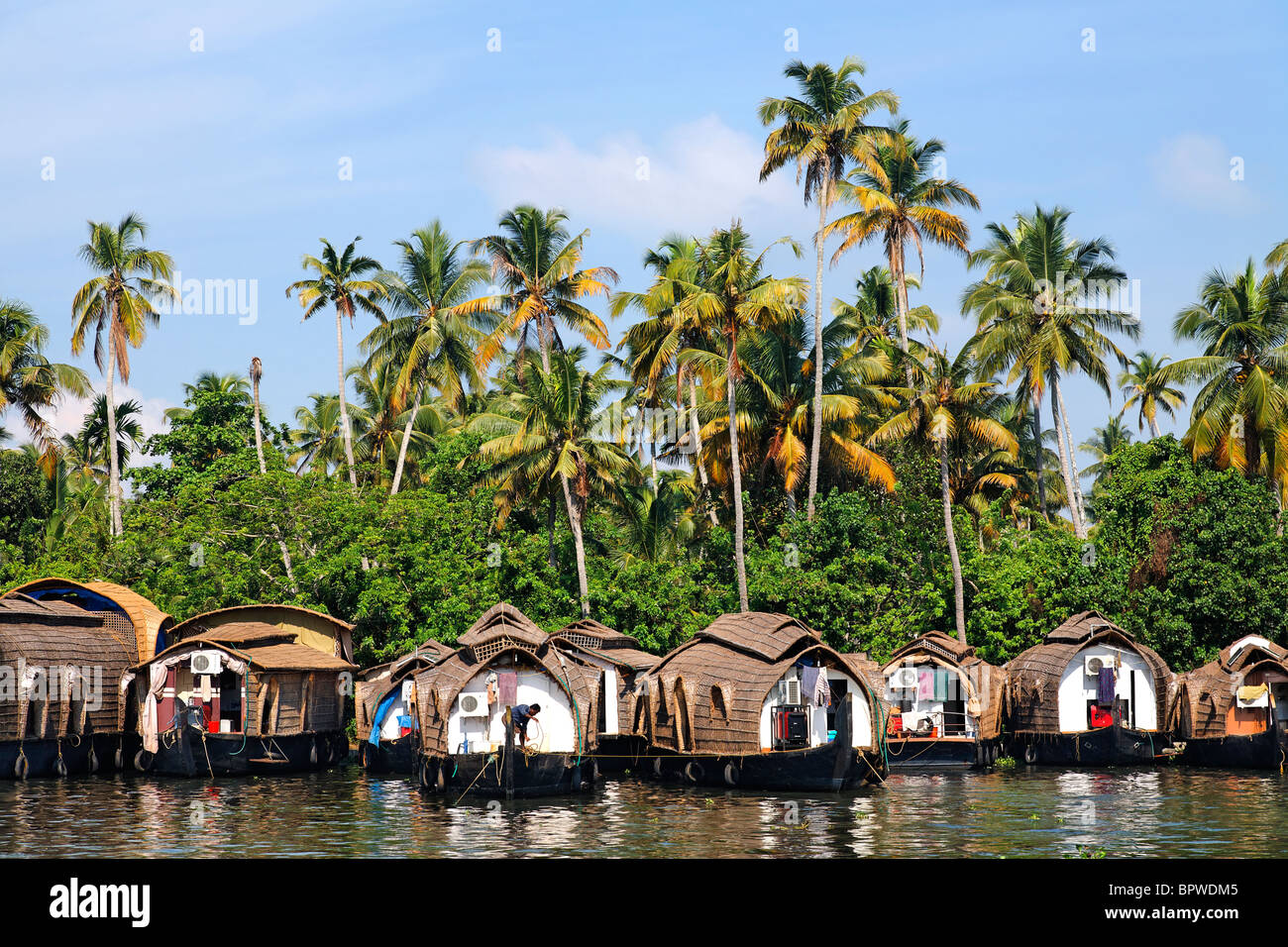 Kerala Backwaters tour – This Locate its Southern India – Incredible !ndia Tour