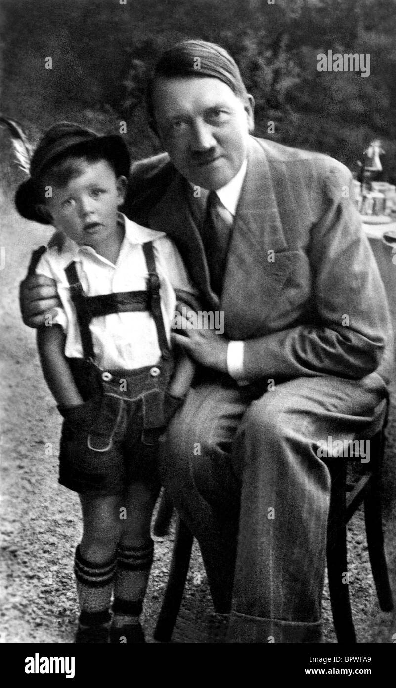 ADOLF HITLER & BOY NAZI LEADER 01 May 1940 Stock Photo