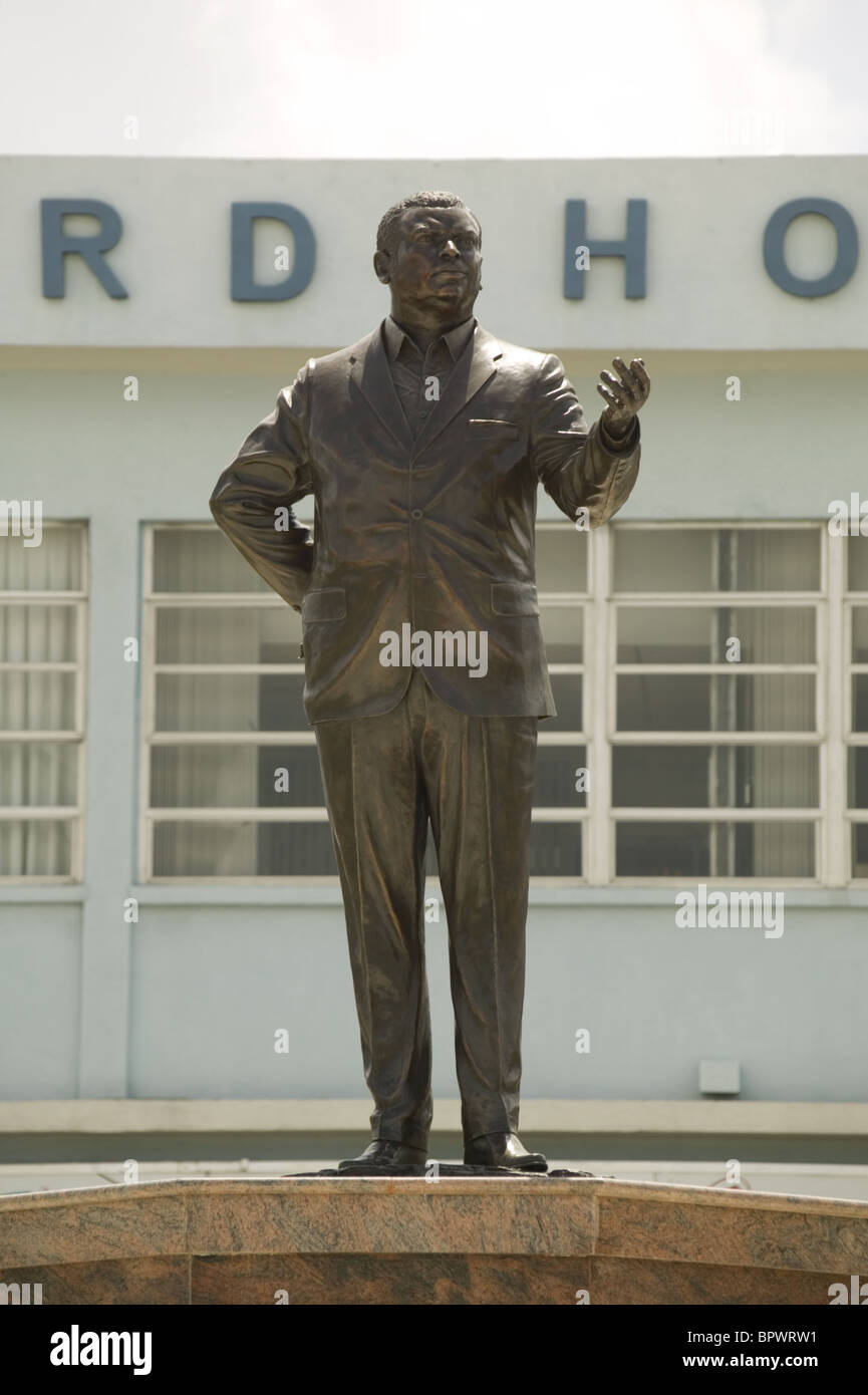 The Right Excellent Errol Walton Barrow (Father of Independence) statue in the new Independence square Stock Photo