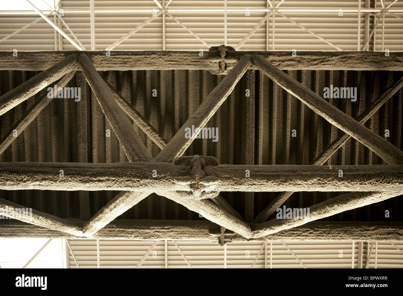 Beam white glass fiber coating protection applyed to steel structure ...