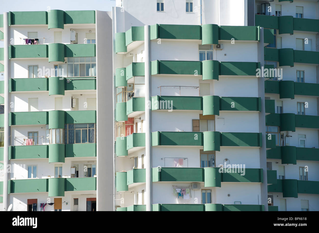 Apartment buildings residential hi-res stock photography and images - Alamy