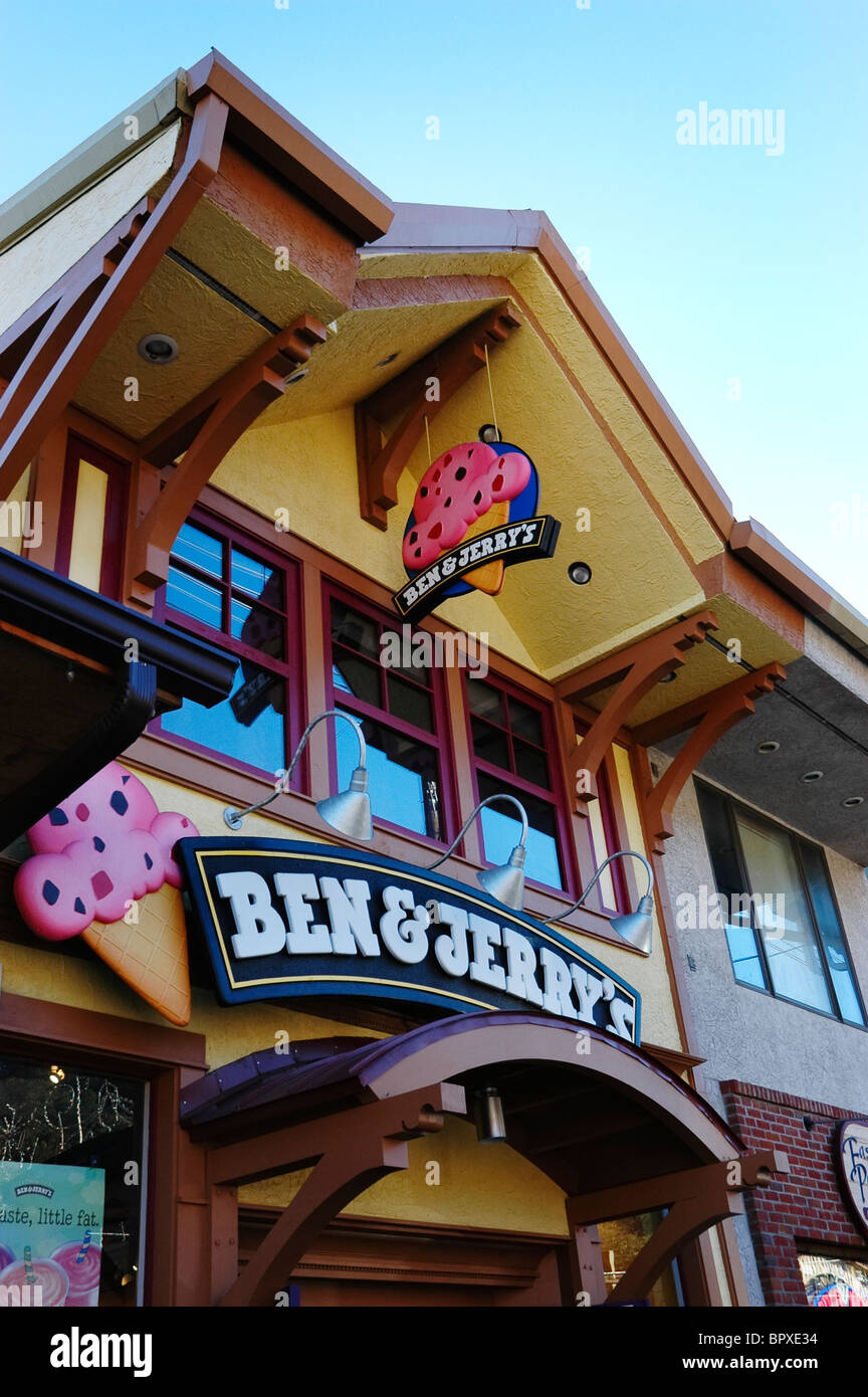 Ben & Jerry's ice cream shop Gatlinburg Tennessee Stock Photo Alamy