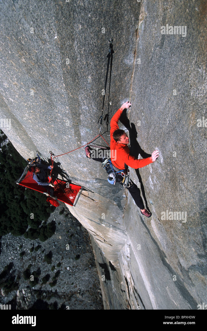 Man rock climbing, El Capitan, Yosemite National Park, California Stock Photo Alamy