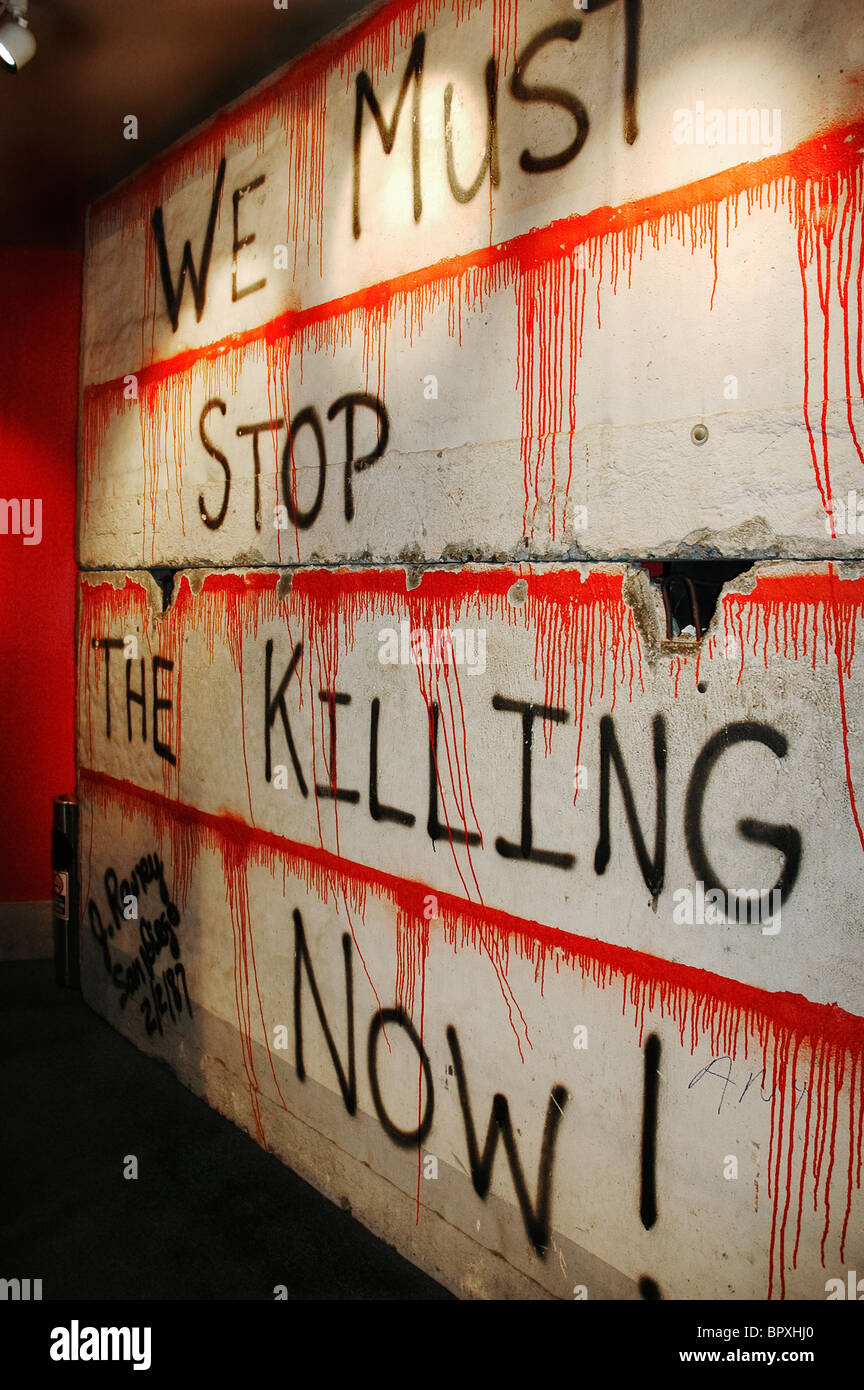 Ripley's Believe It Or Not Gatlinburg Tennessee Pieces of the Berlin