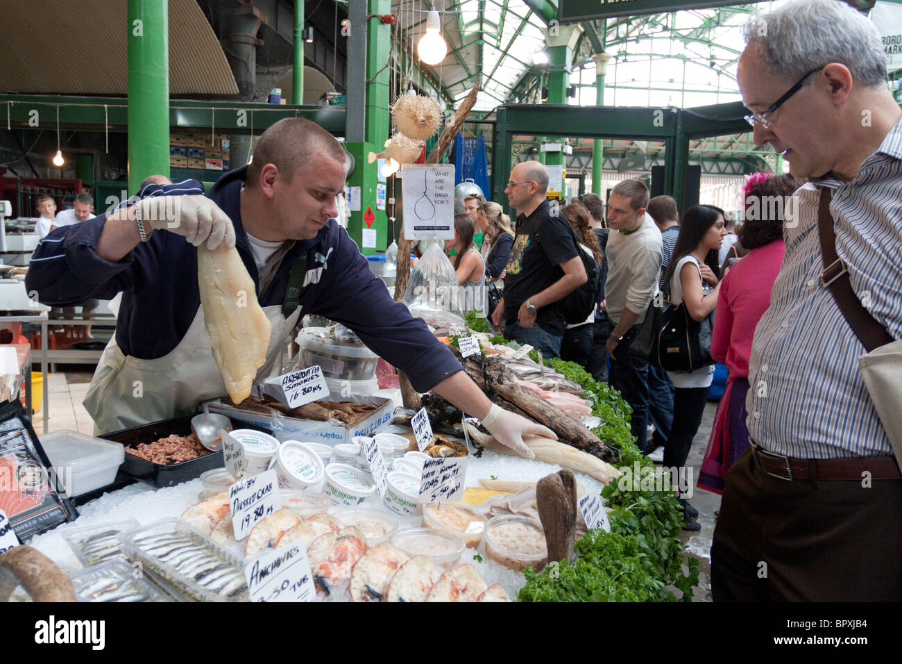 Fish market uk hires stock photography and images Alamy