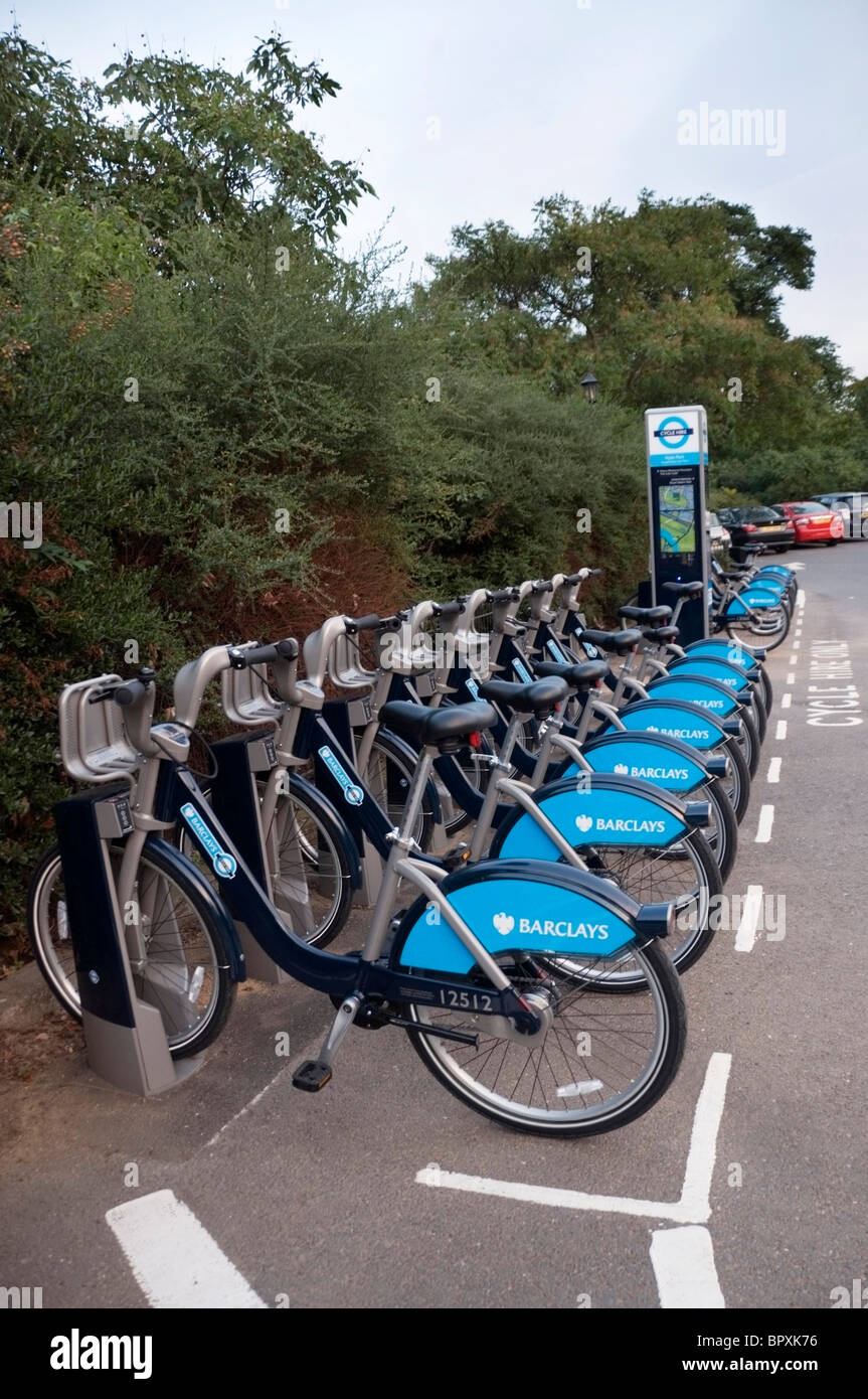 London Barclays cycle hire docking station in Hyde Park, London ...