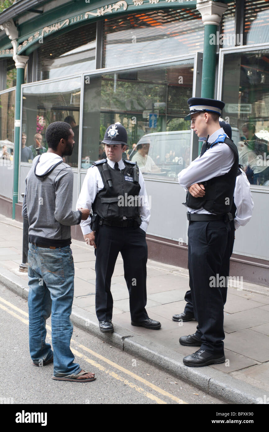 Metropolitan Police & Community Support Officers - Borough Market - Southwark - London Stock Photo