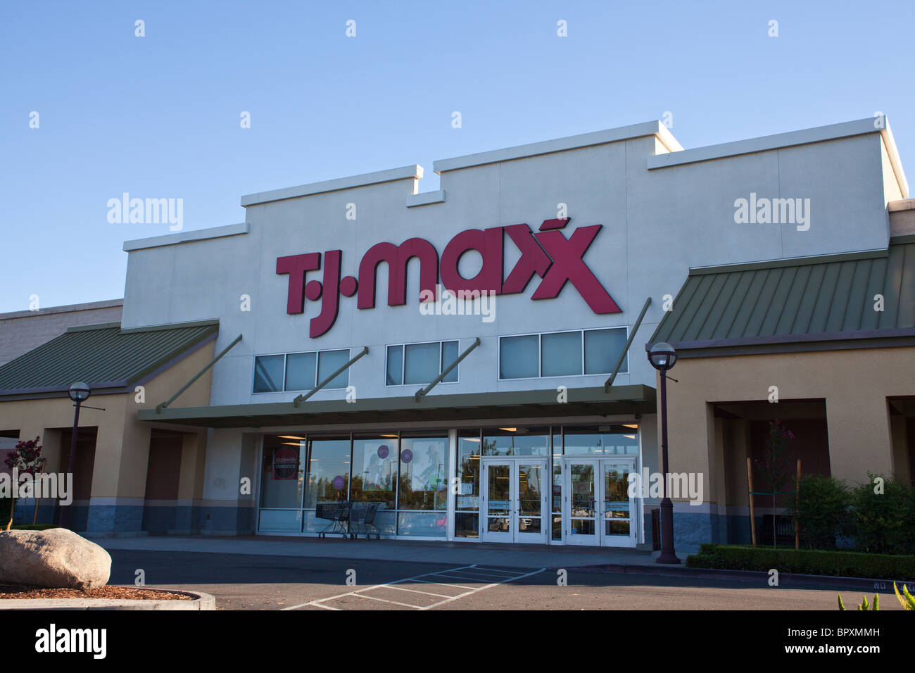 461 Tj Maxx Store Stock Photos, High-Res Pictures, and Images