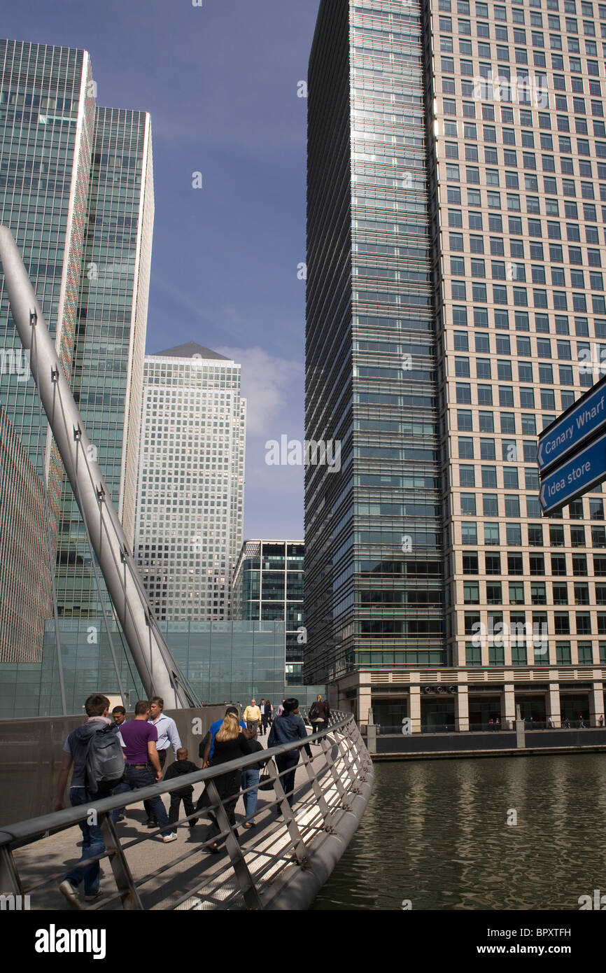 England London Docklands Canary Wharf footbridge from South Quay Stock ...
