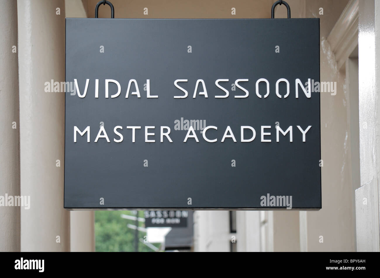 Sign at the entrance to the Vidal Sasson Master Academy on Brook Street, Mayfair, London, UK. Stock Photo