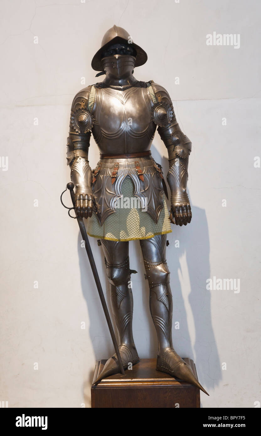 Armour armour display hires stock photography and images Alamy
