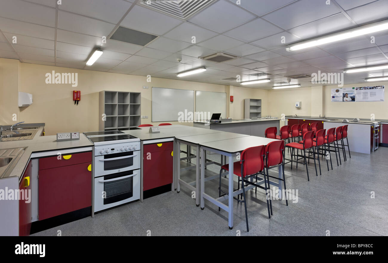 Cookery classroom at William Parker School, Kent. Stock Photo