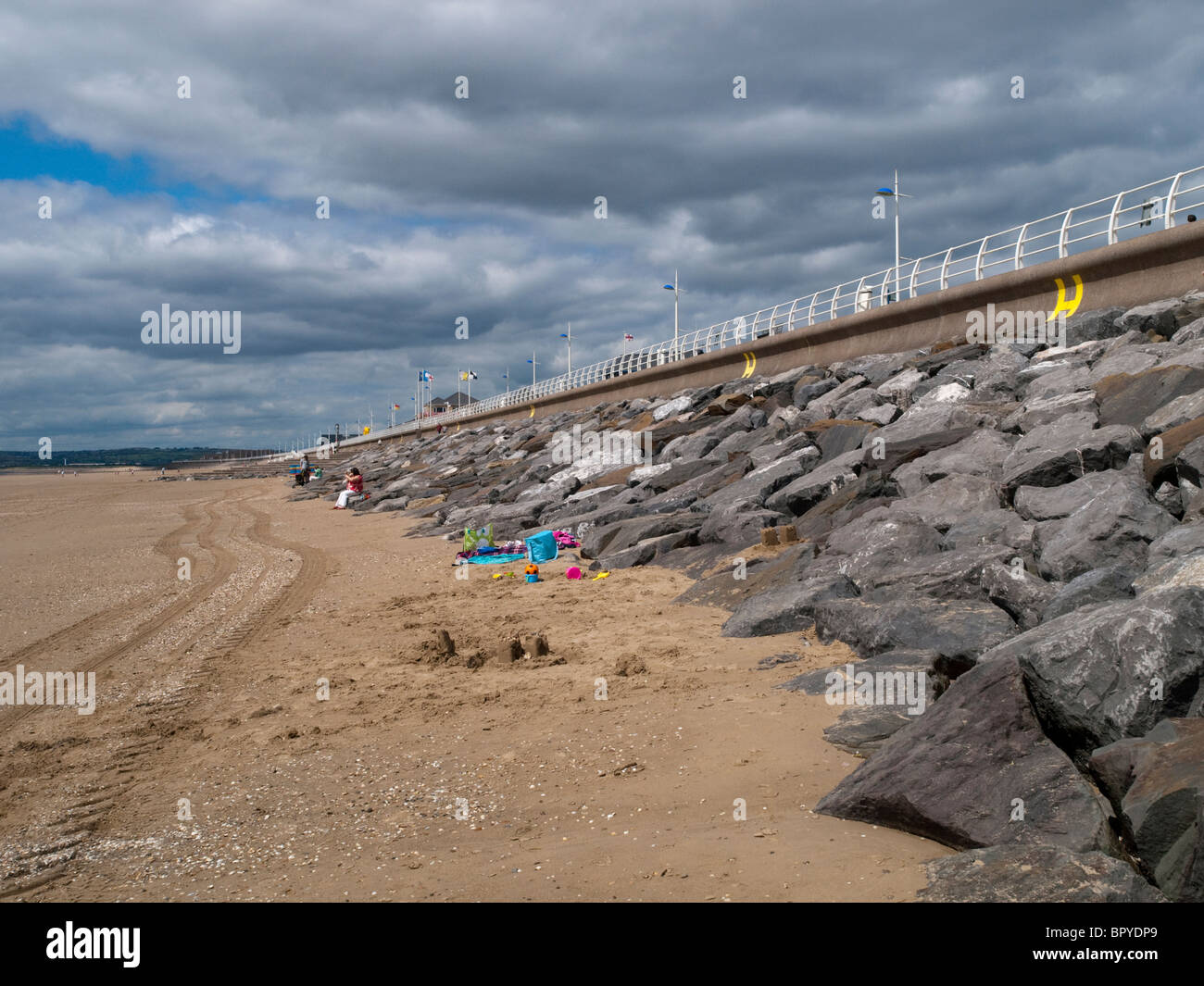 Sandfields port talbot hires stock photography and images Alamy
