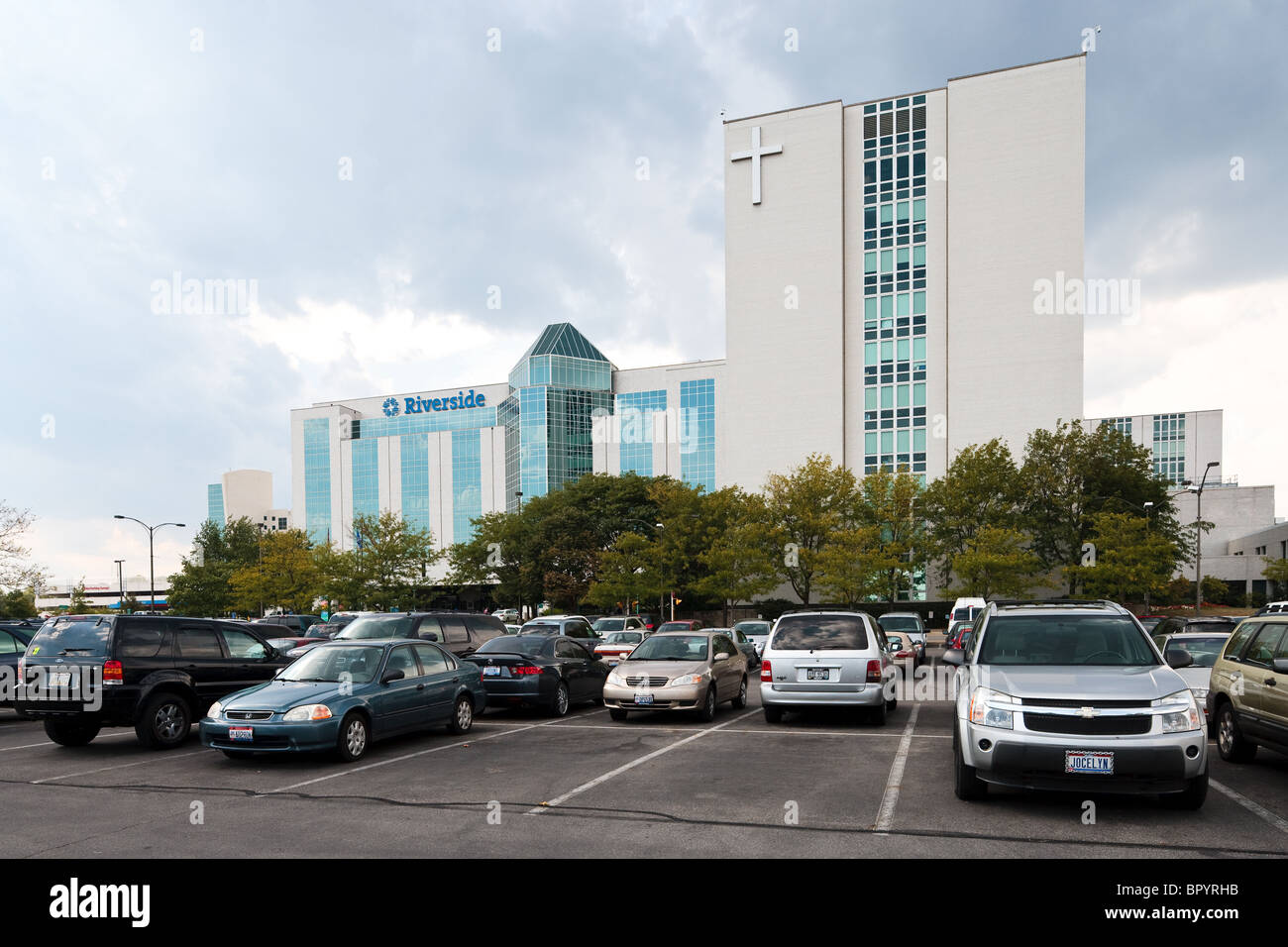 Riverside Methodist Hospital located in Columbus Ohio Stock Photo Alamy