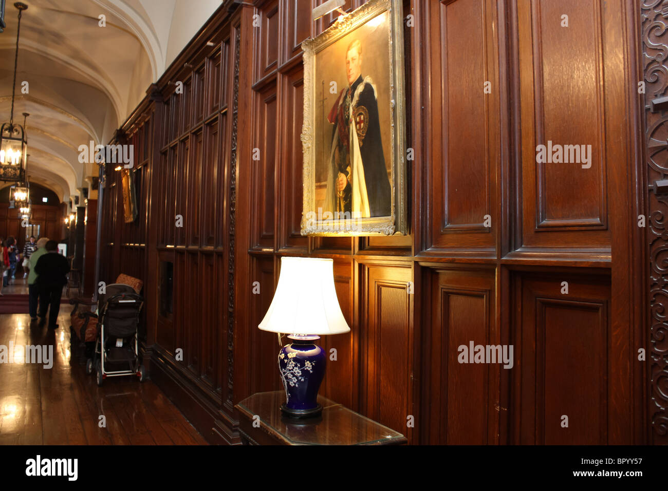 wooden panel wall vintage retro hallway casa loma Stock Photo - Alamy