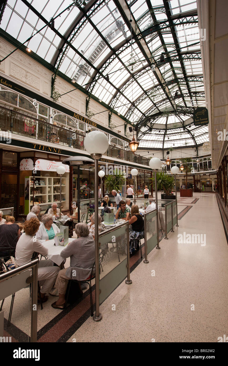 UK, England, Merseyside, Southport, Lord Street, Wayfarers Arcade, Pudding and Pie café