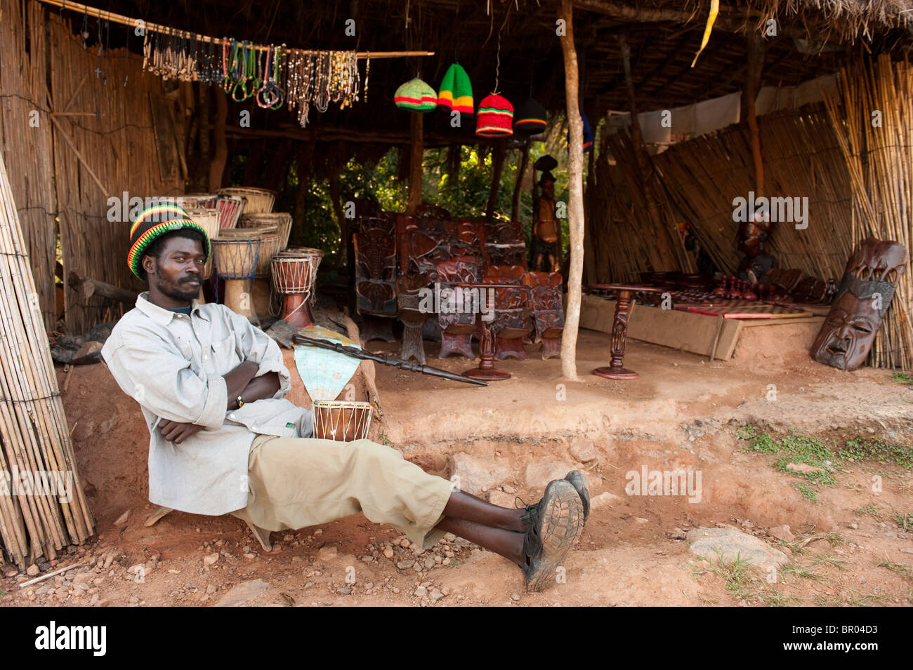 Wood carving store bay malawi hires stock photography and images Alamy