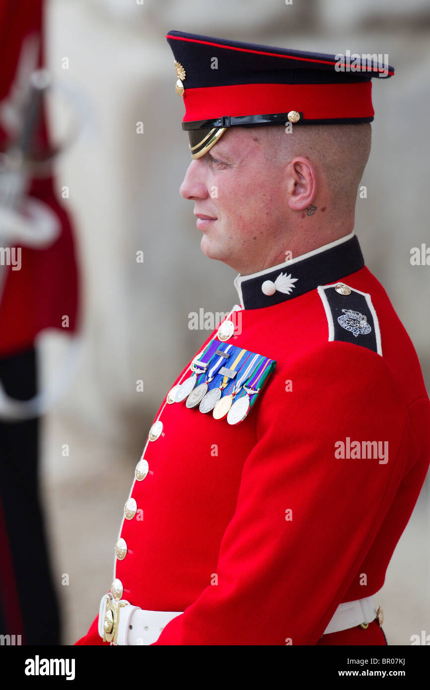 1 horse guards parade Major 1d4 colour general scots guards trooping