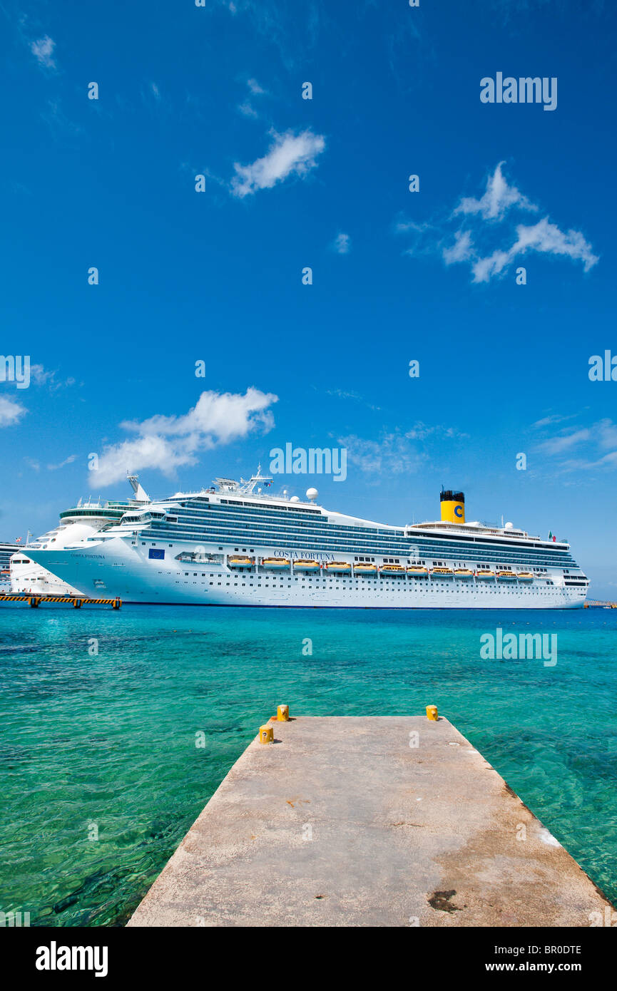 Mexico, Cozumel. Cruise ship, San Miguel, Isla Cozumel, Cozumel Island