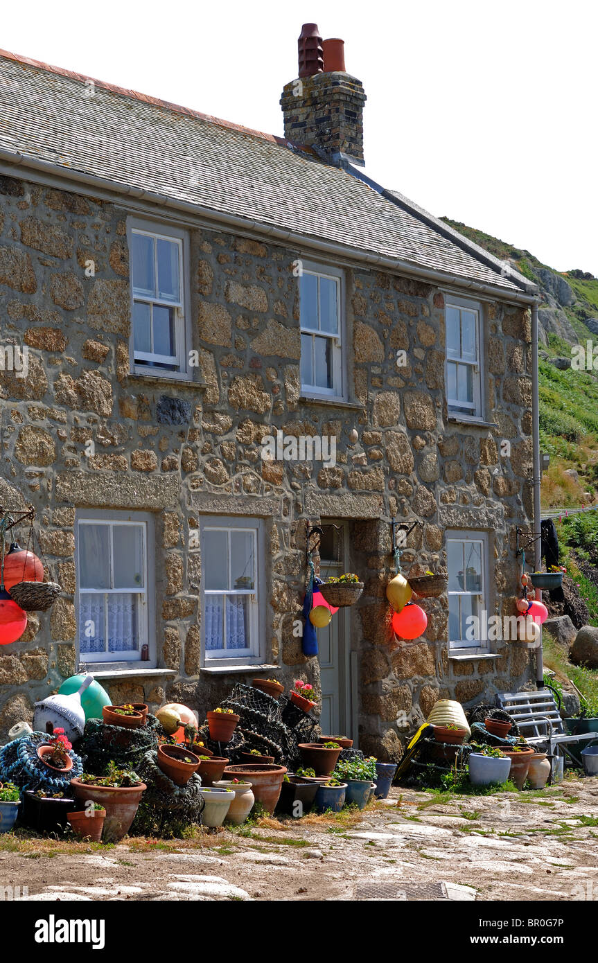 a fishermans cottage at penberth cove in cornwall, uk Stock Photo
