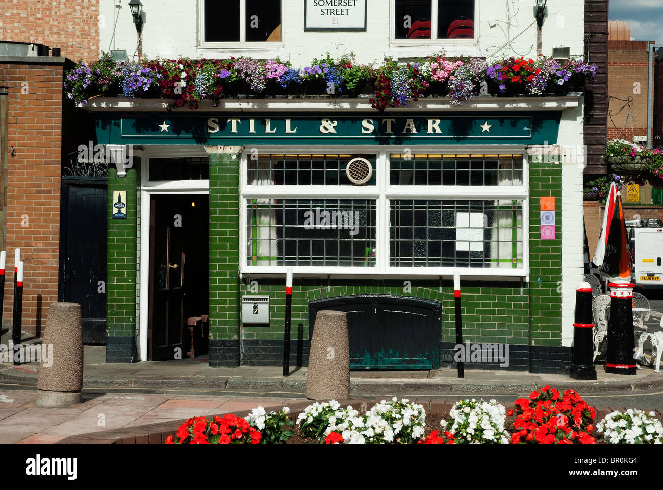 Still and Spar pub in Somerset Street, London EC1 Stock Photo Alamy