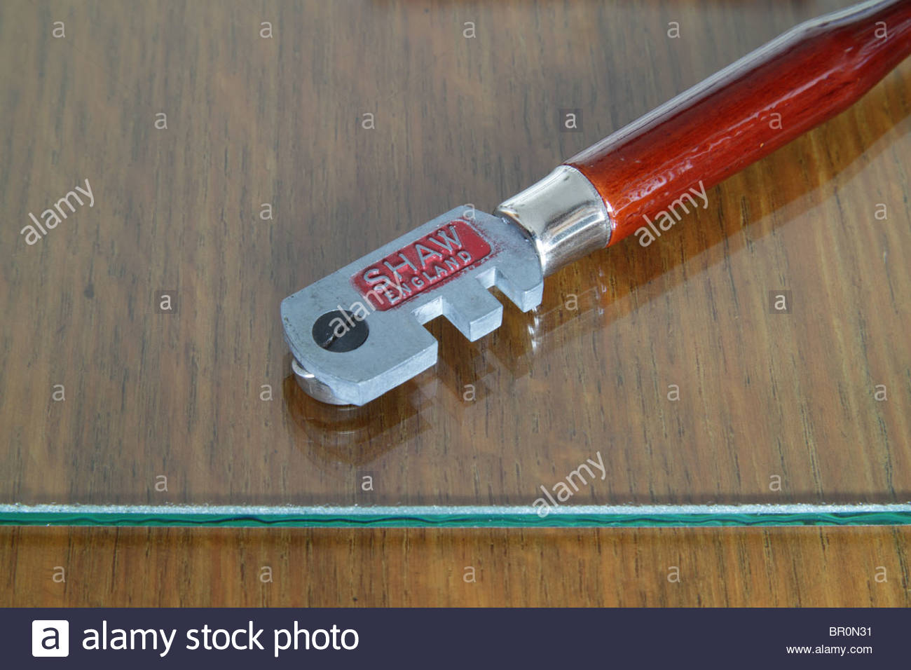 Glass Cutter Stock Photos & Glass Cutter Stock Images Alamy