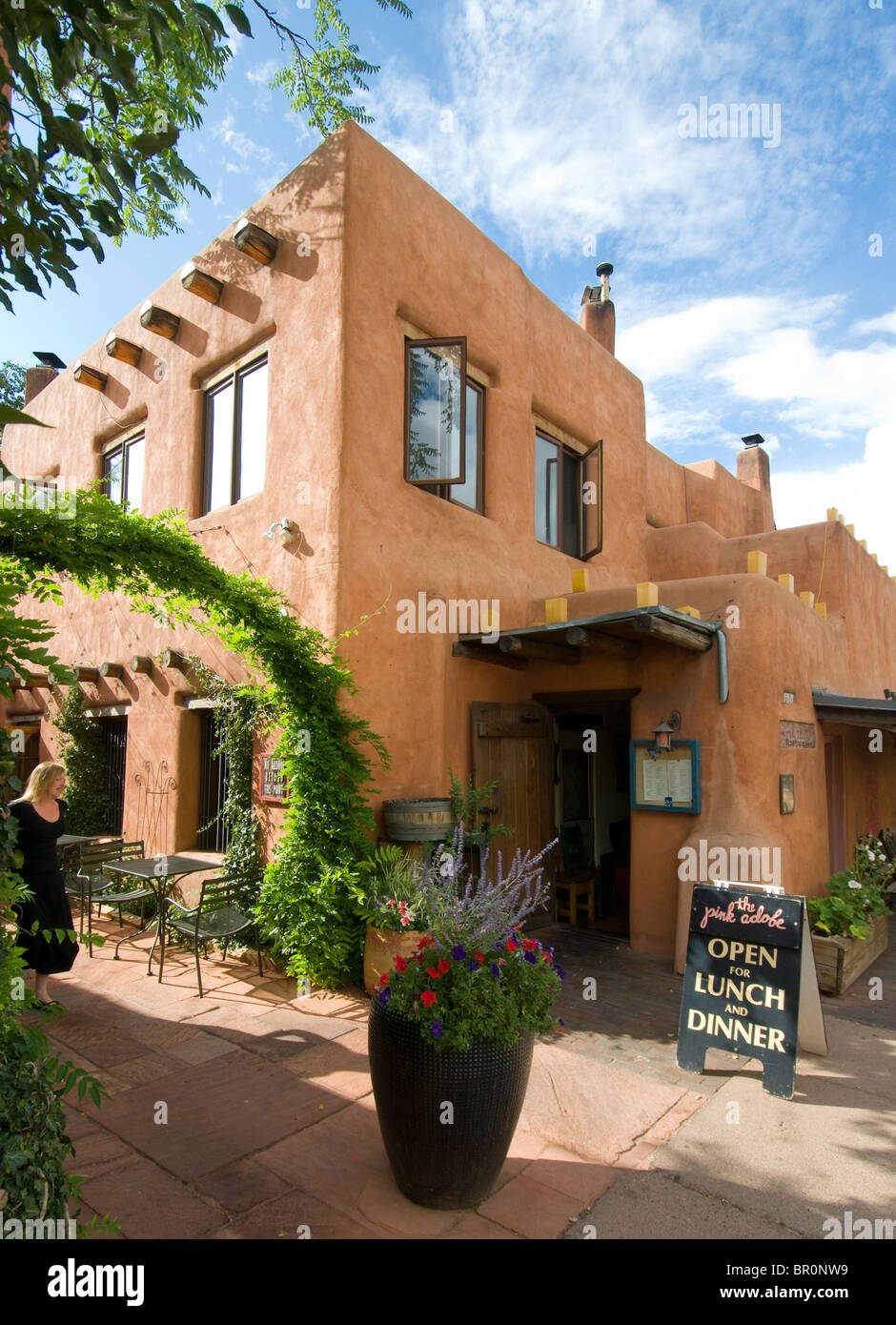 Santa Fe New Mexico adobe architecture restaurant and courtyard Stock Photo