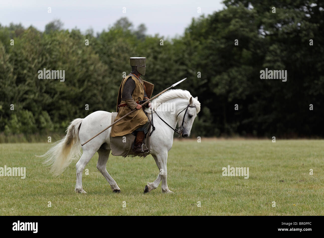 Recreation of Anglo - Norman Mounted Knight 1200 C13 Stock Photo - Alamy
