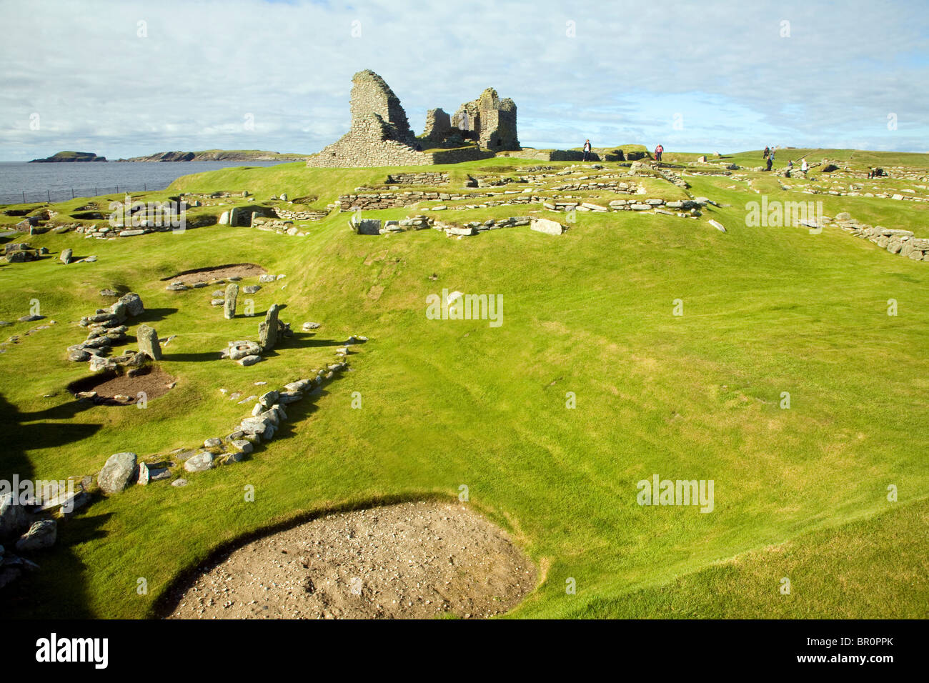Prehistoric settlement Jarlshof, Shetland Islands Stock Photo Alamy